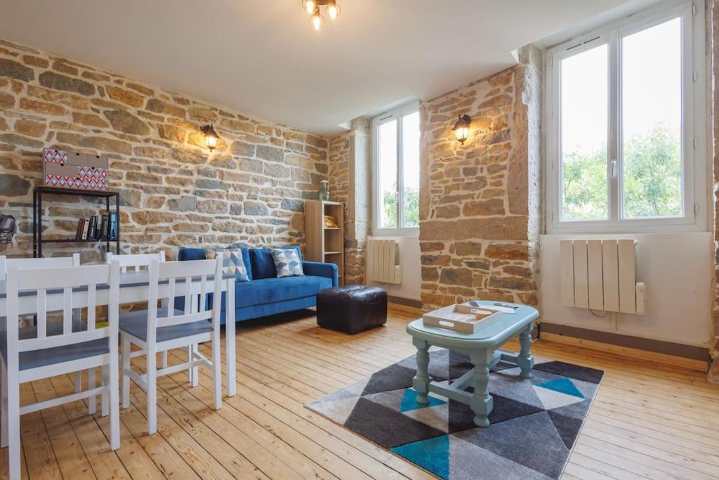 Apartamento L'Appart De La Comedie-Centre Bourg-en-Bresse Exterior foto