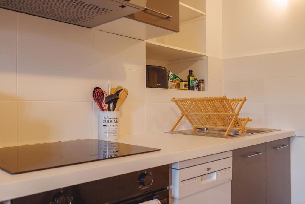 Apartamento L'Appart De La Comedie-Centre Bourg-en-Bresse Exterior foto