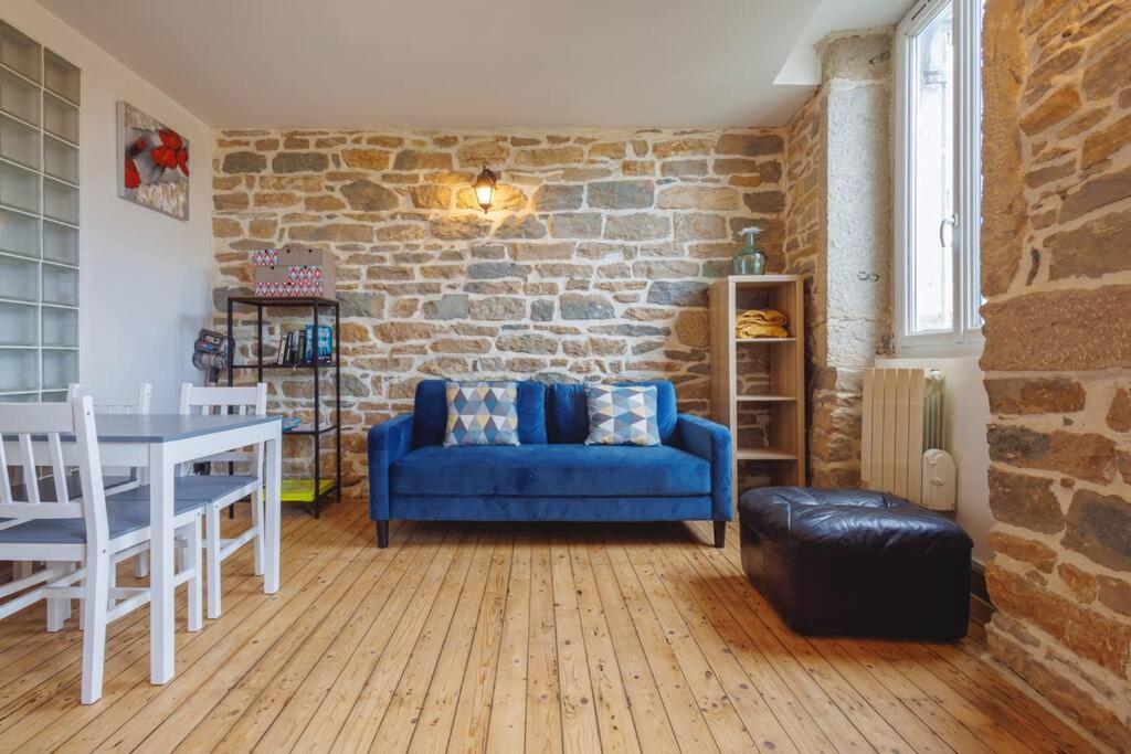 Apartamento L'Appart De La Comedie-Centre Bourg-en-Bresse Exterior foto